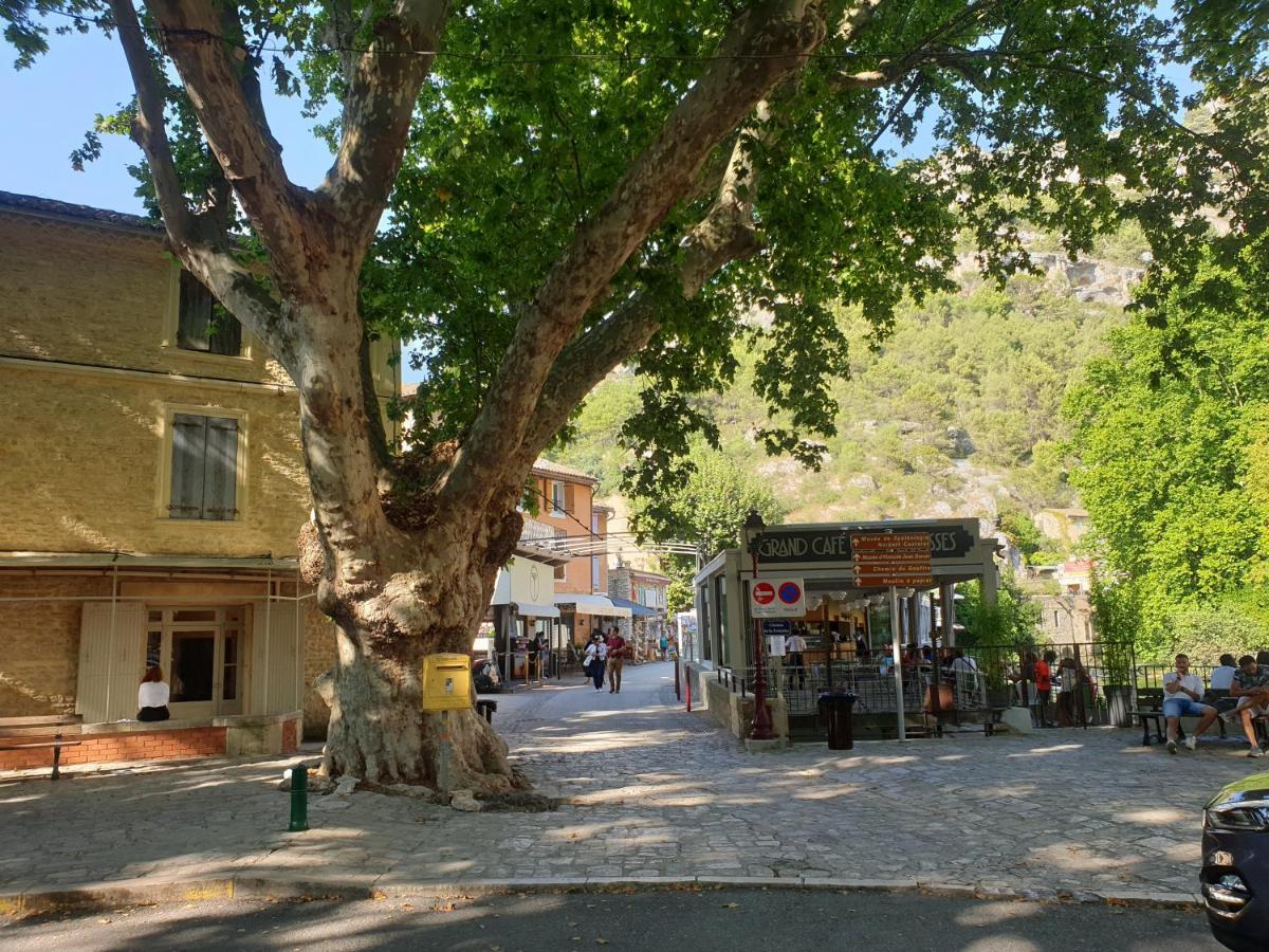Atelier N°4 Διαμέρισμα Fontaine-de-Vaucluse Εξωτερικό φωτογραφία